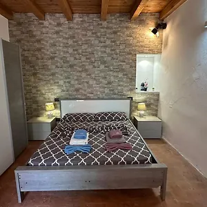 In Centro Storico A 15 Min Dal D'iseo - Free Wi-fi - Ac , Pallazzolo sullʼOglio Italia
